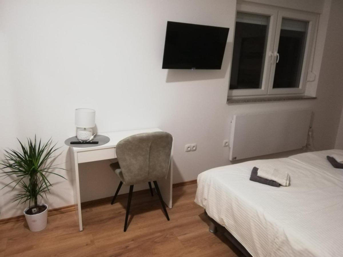 Guest House Lucija Buzin Kültér fotó