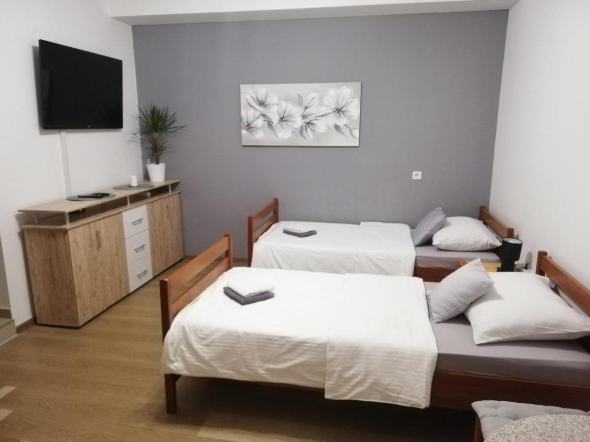 Guest House Lucija Buzin Kültér fotó