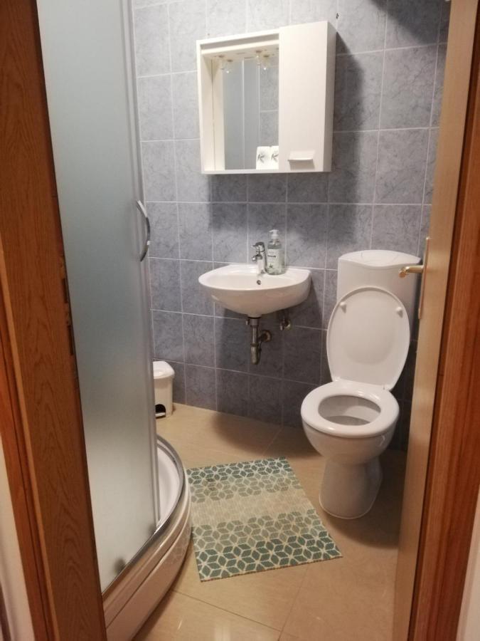 Guest House Lucija Buzin Kültér fotó