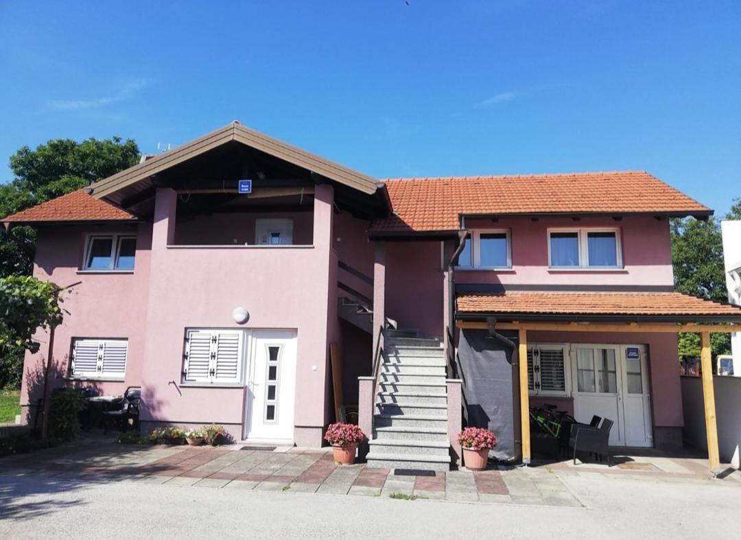 Guest House Lucija Buzin Kültér fotó